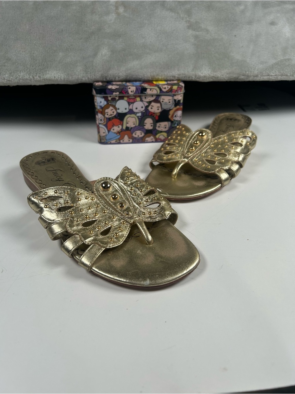Juicy Couture y2k fariy Women's Metallic Gold Butterfly Slide Sandals - Picture 2 of 9